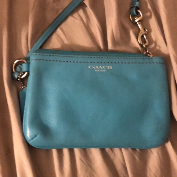 Springtime Coach wristlet - Picture 2 of 2